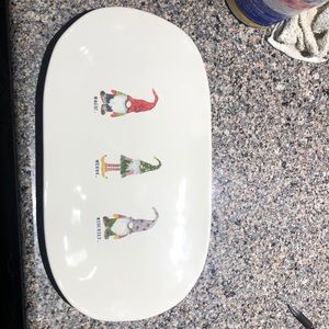 Rae Dunn elf holiday plate